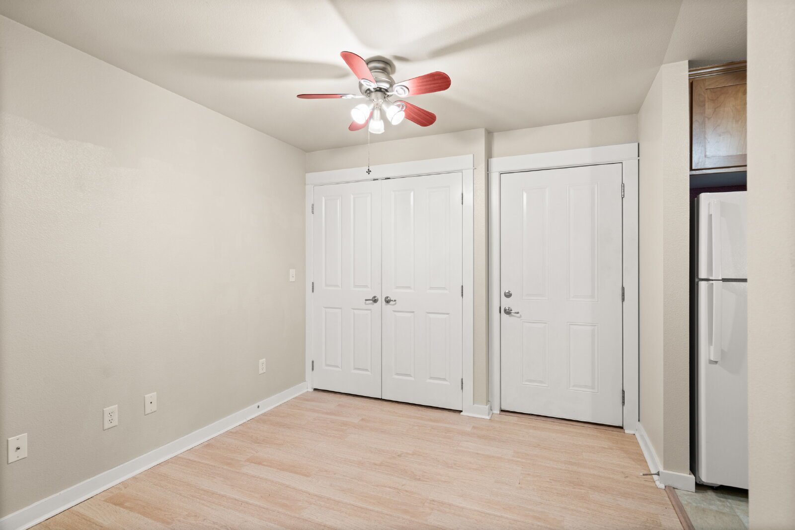 Modern Condo in Ashland, OR property image