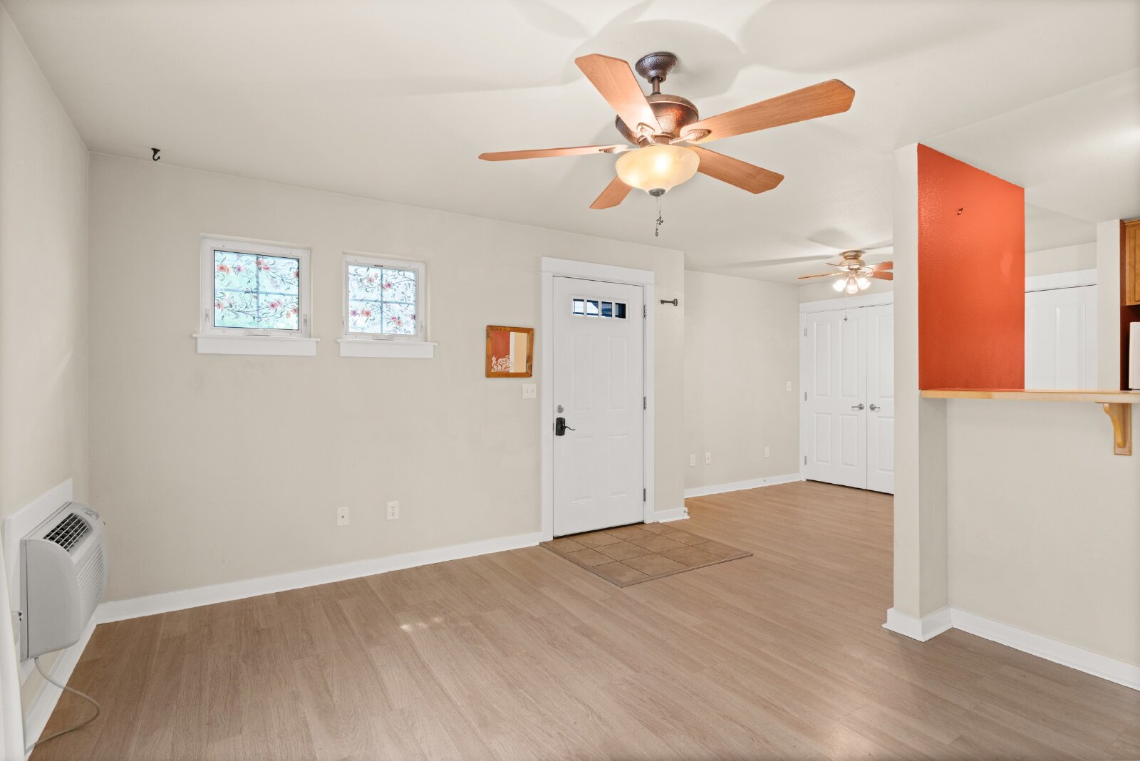 Modern Condo in Ashland, OR property image