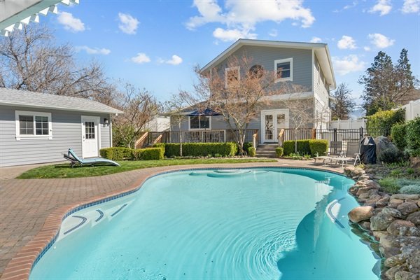 The Ashland Social Entire Estate property image