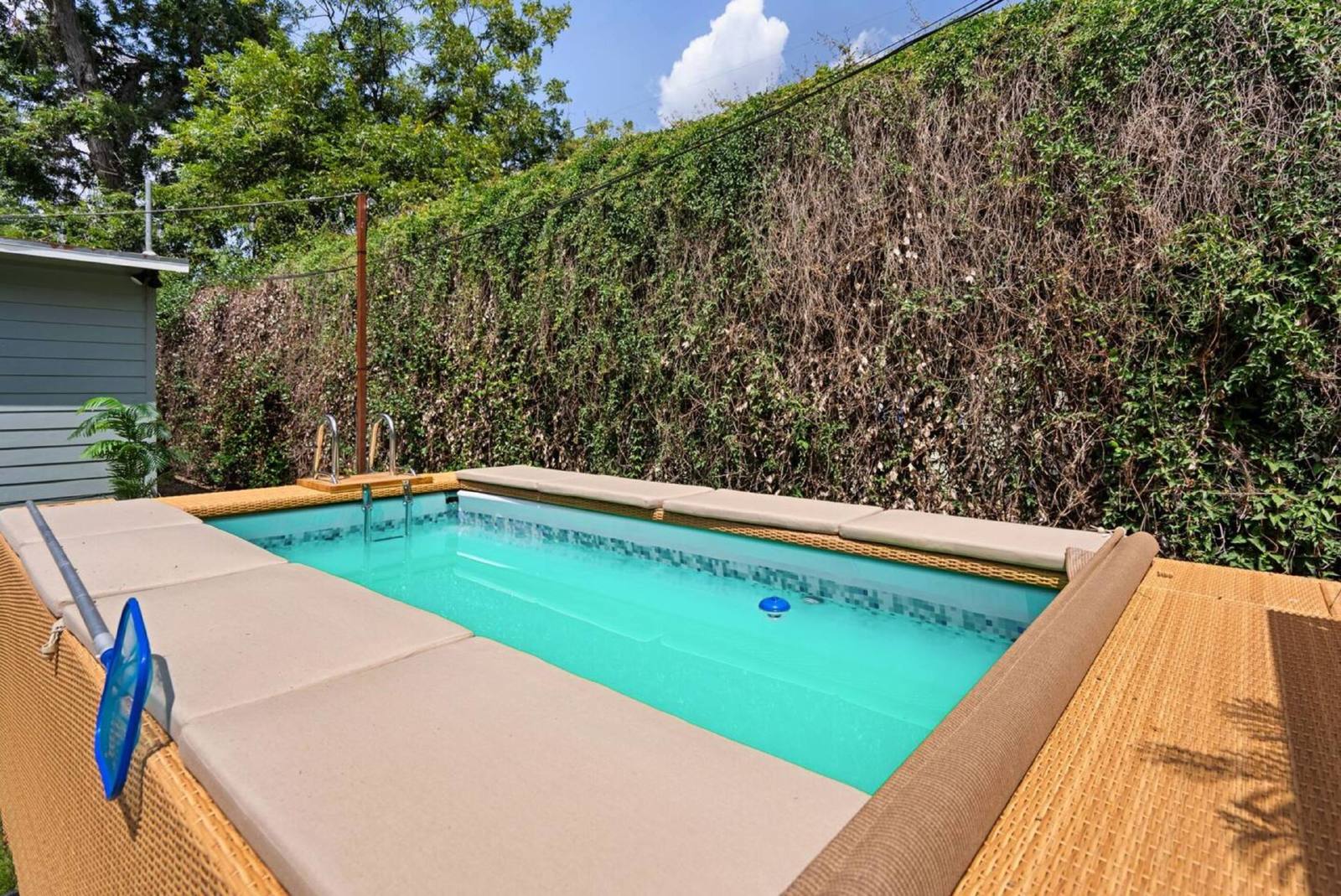 The Chavez Social Club | 6BR Private Compound + Pool property image