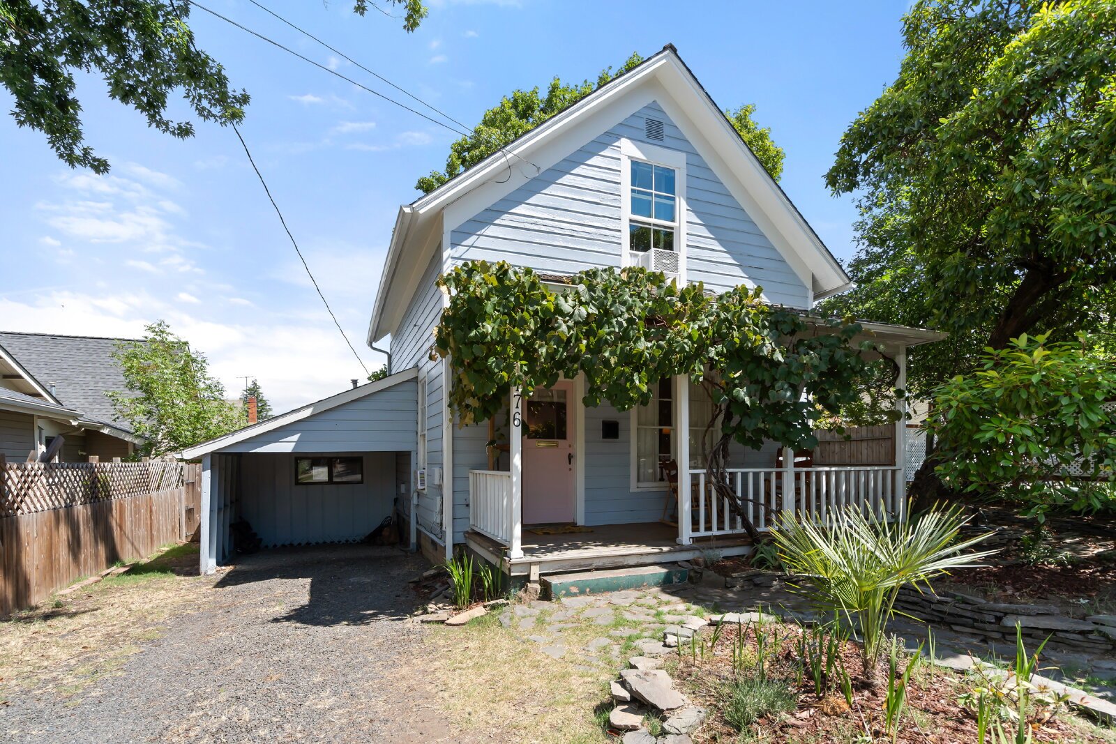 For Rent – Charming Historic Home in Ashland, OR property image