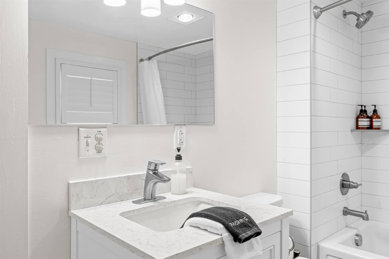 Downtown Ashland House - Walk to Plaza and OSF! property image