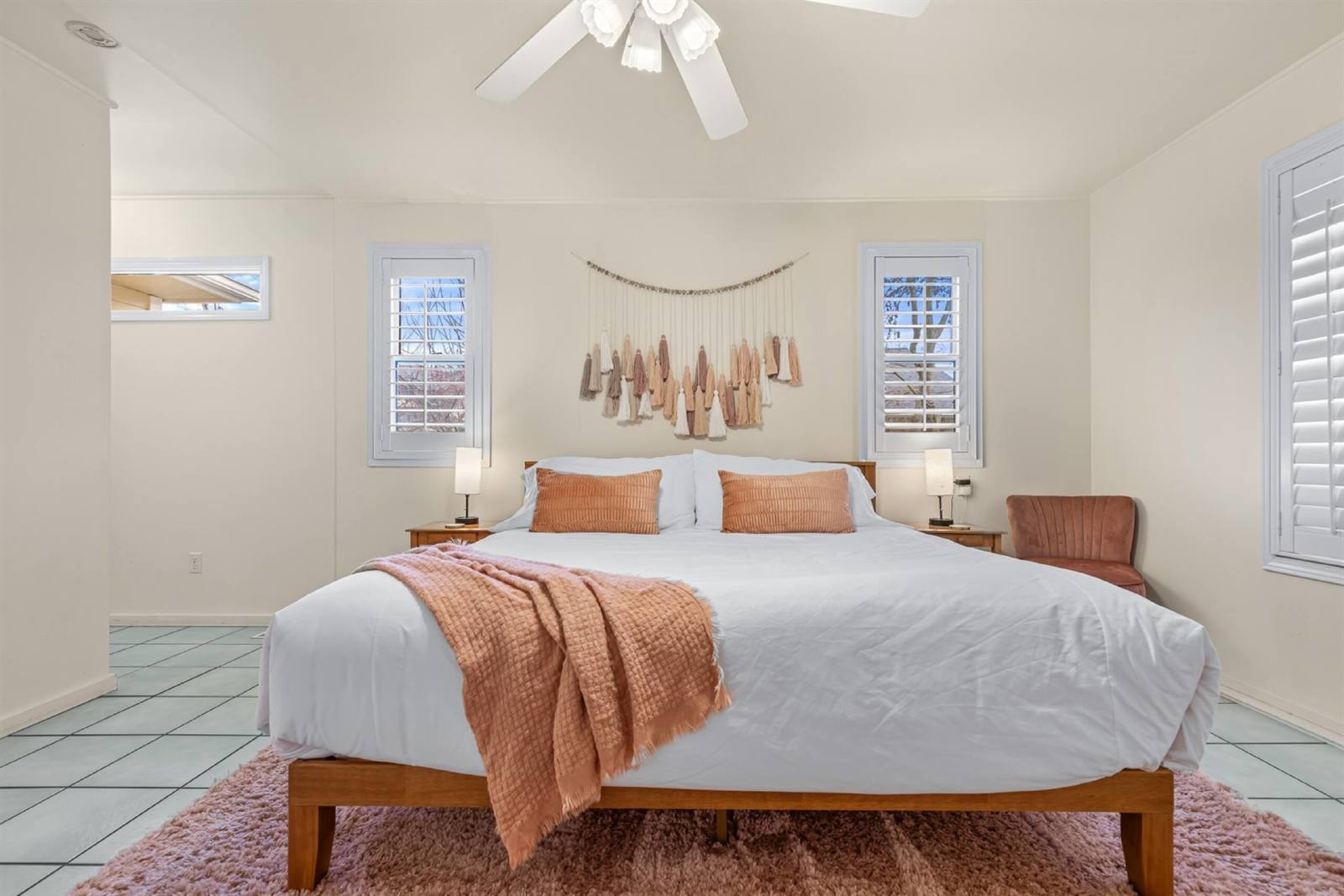 House + 2 Studios- 3 blocks from the Plaza! property image