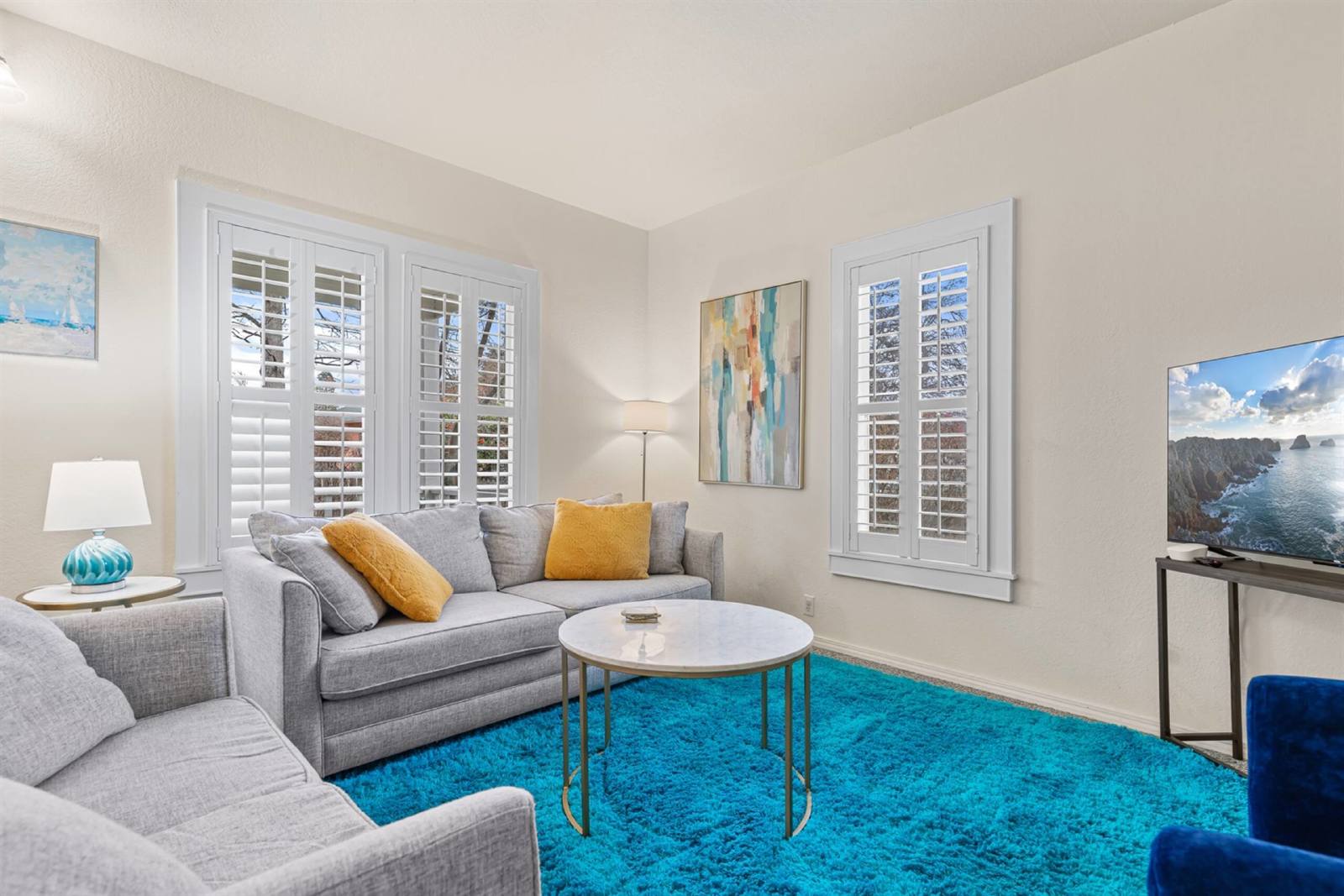 House + 2 Studios- 3 blocks from the Plaza! property image